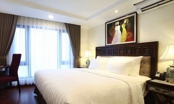Paris Boutique Отель Шапа